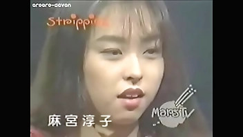 麻宮淳子ロングスカートでストリップ