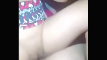 no PADRASTRO no le digas a nadie que saque malas calificaciones, yo me dejaré que me metas las polla las veces que quieras en mi estrecho coño y sin condón solo no me embaraze, sexo casero real amateur de PADRASTRO E HIJASTRA