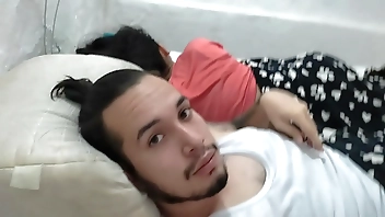 Me la folle mientras estaba descansando