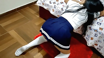 मेरा चचेरा भाई अधिक गधे को उठाना चाहता है और मैं इसे अपने गधे के अंदर विटामिन के साथ मदद करता हूं - चचेरे भाई मुझे और अधिक गधा करने में मदद करता है