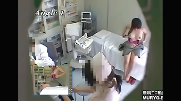 レディースクリニック検診隠し撮り No.1 20歳巨乳女子大生サヤカ