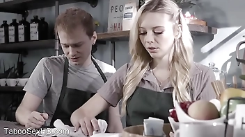 Teen couple fuckin and sucking at work