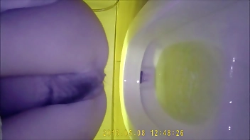 Asian teen pee in toilet