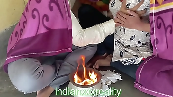 XXX सबसे अच्छा चिंटू की अम्मा xxx नं। 2 साफ हिंदी आवाज में चुदाई XXX