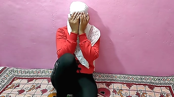 मेरी बहन सलोनी बोली गांड फार दो मेरी गांड में डालो