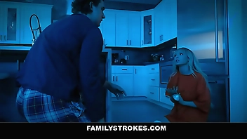 Sexy stepsister gets her tight teen pussy eaten out by her stepbro