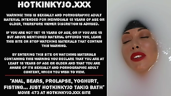 Anal, bears, prolapse, yoghurt, fisting… just Hotkinkyjo takig bath