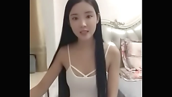 Chinese webcam girl