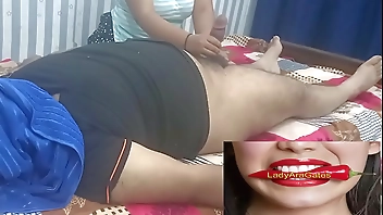 देसी आंटी की चूचियां दबा दबा कर चूत का माल निकाल दिया