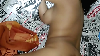 मैं काम के बाद अपने दोस्त का फायदा उठाता हूं