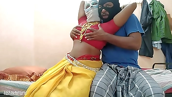 एनआरआई आंटी ने ब्लेक लंड लिया