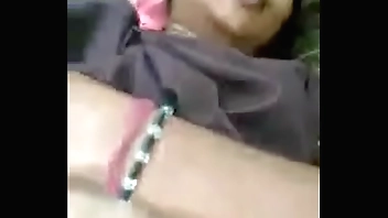 Cute telugu girl fucking outdoors very horny