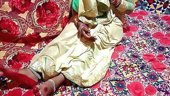 नई-नवेली पड़ोसन को घर बुला के चोद डाला