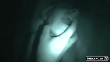 Sexual handjob in the njght - cosplay