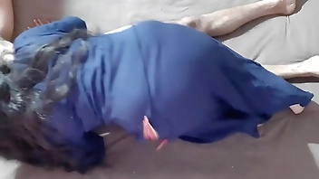 पूजा यार कितना लंड लेती हो मे तो परेसान हो गया आपको चौदते चौदते