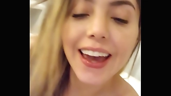 Dei meu cu 5 horas a dos principes... estou arreganhada mesmo.... cusinho arrombado e cusinho feliz... Quer ver?.... : bolivianamimi