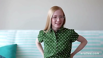 Layla comes by for your fingers