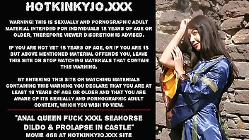 Anal Queen fuck XXXL Seahorse dildo & prolapse in castle