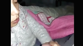 I SWALLOW ALL THE ACCUMULATED MILK OF MY HUSBAND - I SHOW THE TONGUE WITH SEMEN