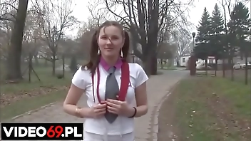 Polskie porno - Kosmiczne rżnięcie na polanie