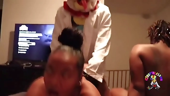 Fucking my GF while her friend watches lifetime