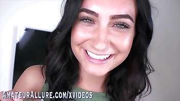 SIDNEY ALEXIS & SCARLETT MAE SUCK COCK