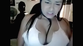 Inocente Kitty showing her big boobs