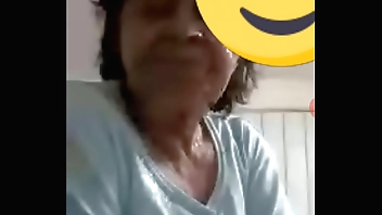 My granny can't stand the quarantine and makes me a video call