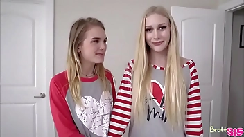 My girlfriend makes me fuck her