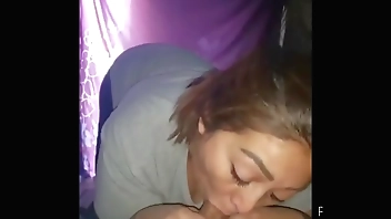 Chubby chichona sucks it until I come in her mouth