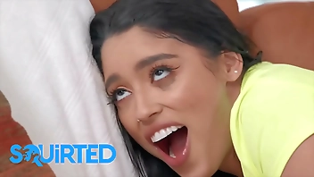 Phat ass Cuban (Vanessa Sky) deepthroats and spits all ovew dick and rides till she squirts - Squirted