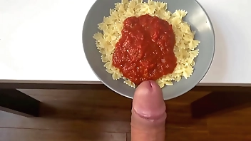 I EAT MY MAN'S CUM PASTA AND I LOVE IT!