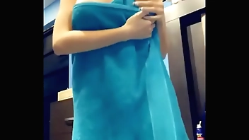 loses bet and shows herself naked for her followers