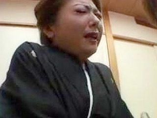 Young Boy Fucks Mature Asian Mom in Nippon Porn