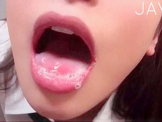 Sex with cute Nippon lady gets sweeter with every sperm mouthful